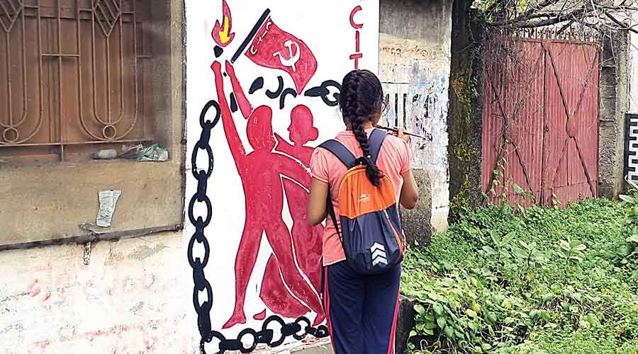 Centre of Indian Trade Unions (Citu) | Citu to organise global essay  competition for 'unreached' - Telegraph India