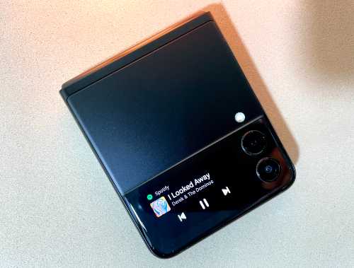 The outside screen is helpful and displays all the information you require