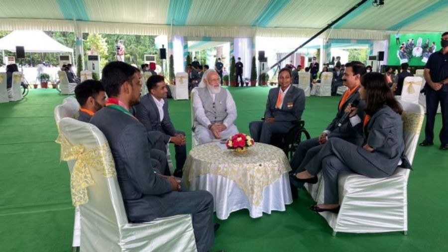 Modi talks to the Paralympic athletes, in New Delhi on Thursday.