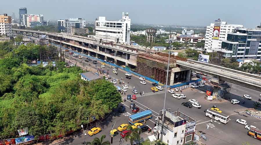 Infrastructure | Circular skywalk plan over Ruby crossing - Telegraph India