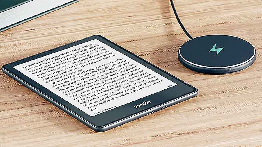 Kindle Paperwhite Signature Edition review: Best all-round ereader gets  even better