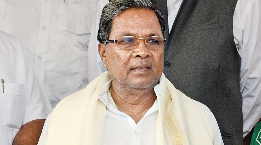 Protest - Siddaramaiah terms protests with eggs, black flags against him as  'state sponsored' - Telegraph India