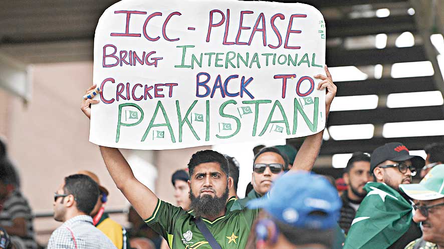  A Pakistan fan makes a request during the Group Stage match of the ICC Cricket World Cup 2019 between Pakistan and South Africa at Lords on June 23, 2019 in London, England.