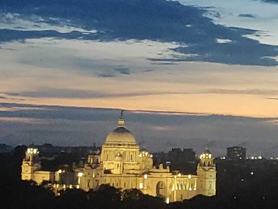 These photographs were clicked from The Glenburn Penthouse located on the 8th Floor of Kanak Towers in the Russell Street-Park Street area