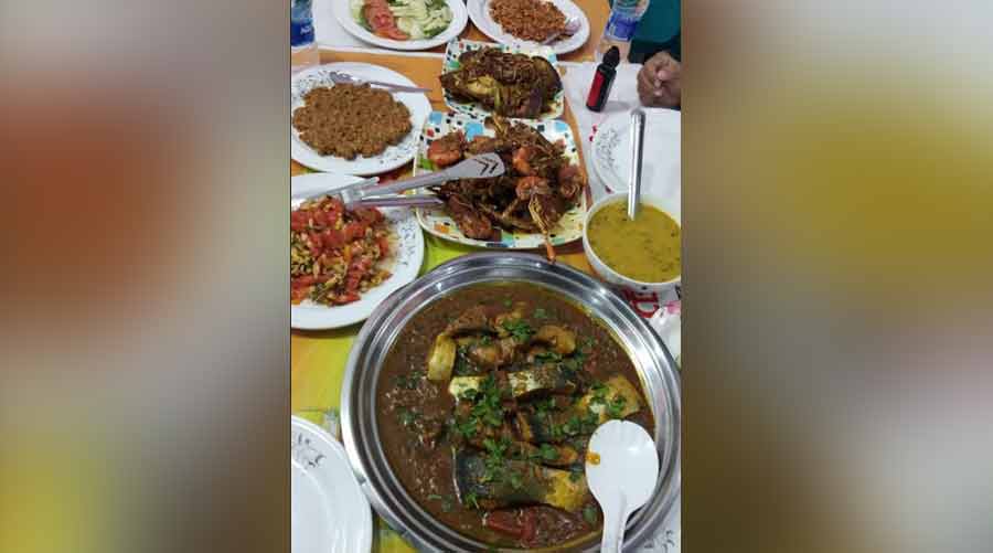 The dinner spread at the New Molla Hotel and Restaurant 