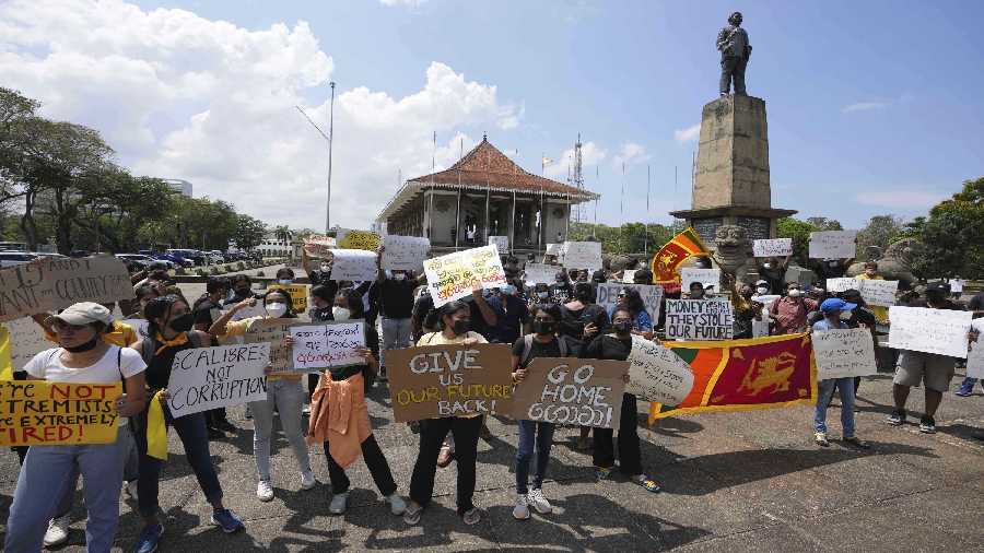 Protests against the economic crisis in Sri Lanka have instensified
