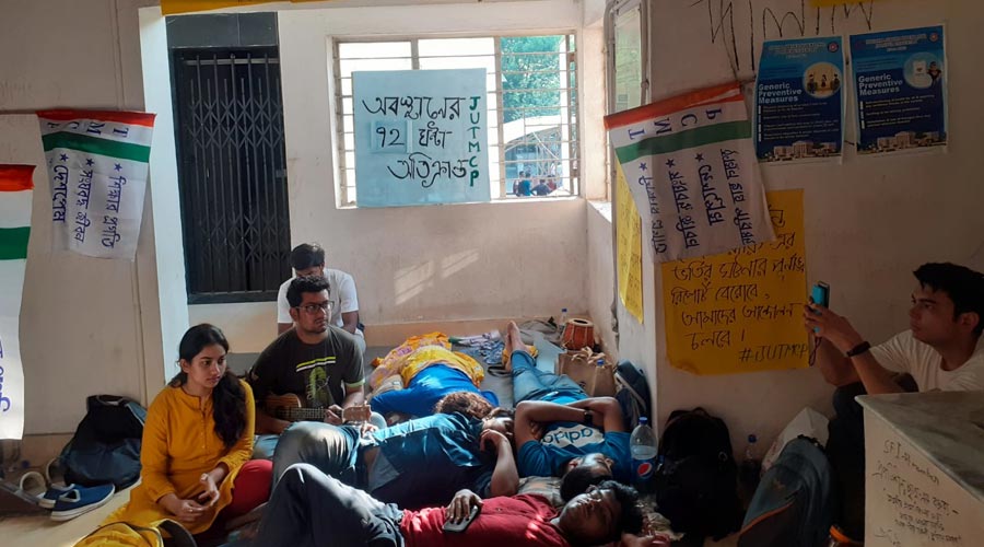 Jadavpur University scholar stages sit-in against  December ‘assault’