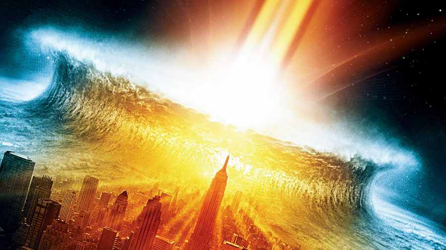 A scene from Deep Impact, a 1998 sc-fi disaster film that depicts attempts to destroy a seven-mile comet on its way to collide with Earth