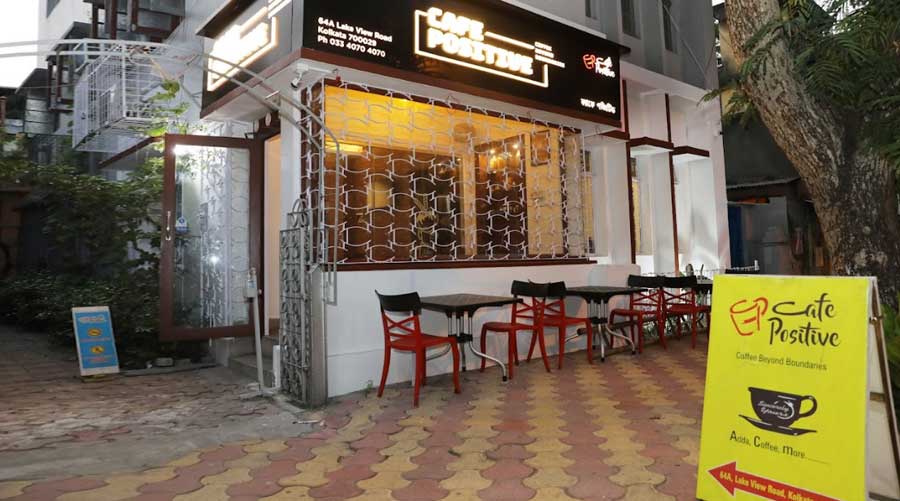 Cafe Positive, located at 64A, Lake View Road (near Deshapriya Park), reopened on April 3, 2022, after renovation 