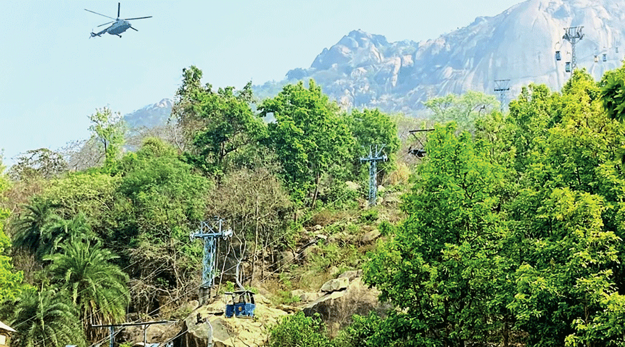 An IAF helicopter during the rescue operation in Deoghar.