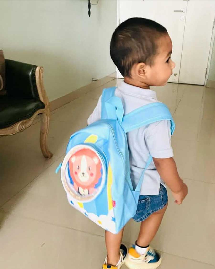 Film director Raj Chakraborty and actor Subhashree Ganguly’s son Yuvaan gets ready for the first day of school. The actor uploaded this photograph on Facebook on Tuesday with the caption: “Can’t believe this is happening #firstdayofschool #yuvaan #playschool #timeflies ⌛”