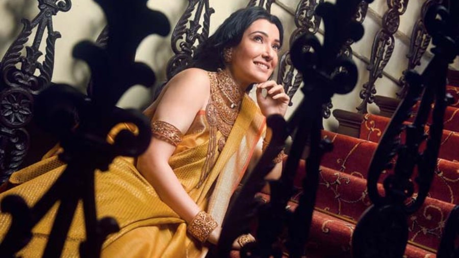 Poila Baisakh - Arpita Chatterjee makes a style statement at The