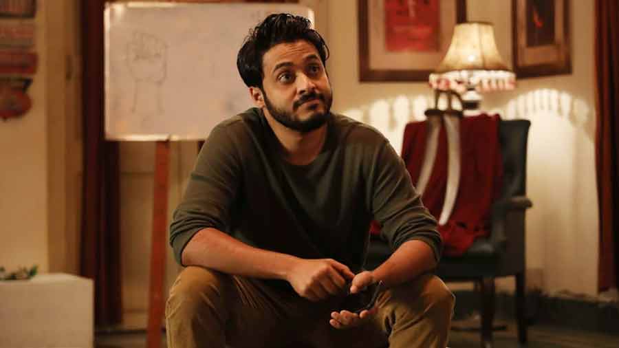 ‘I haven’t done a nine to five job, but I understand how it can erode you from the inside,’ says Soham, who plays Godot in 'Homecoming'