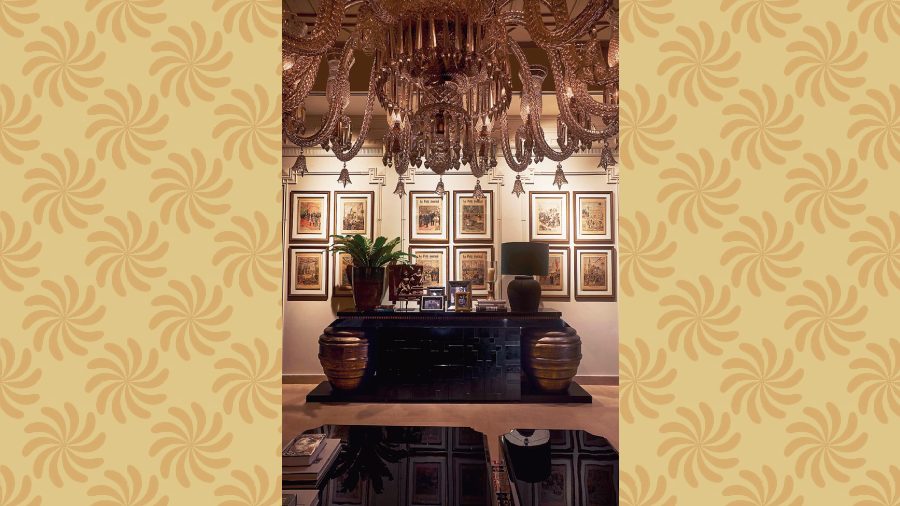 Decadent tapestries leads you to the breathtaking Valaya Home zone, of which, The Telegraph took many a round of. There are ideas galore for your living room, the bar with a dedicated lounge, the dining room and the bedroom. The inspirations are ‘Royal Nomad with a penchant for art deco’. Furniture, fine art, vintage picks from the Far East, Turkey, ‘the orient’ and parts of India, Valaya’s fine-art photography, capture the spirit of the brand.