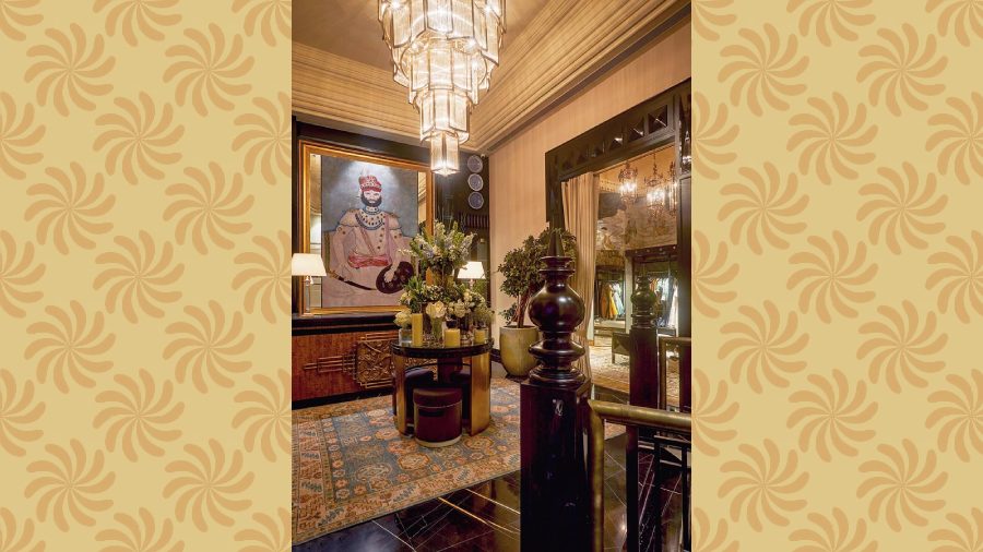 Chandeliers and flowers are leitmotifs.