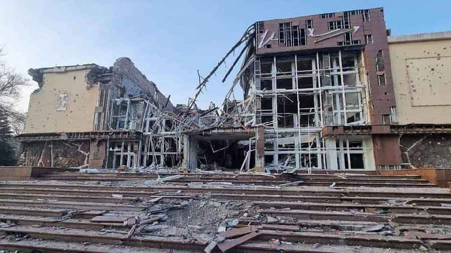 The destroyed Iskra concert hall in Mariupol
