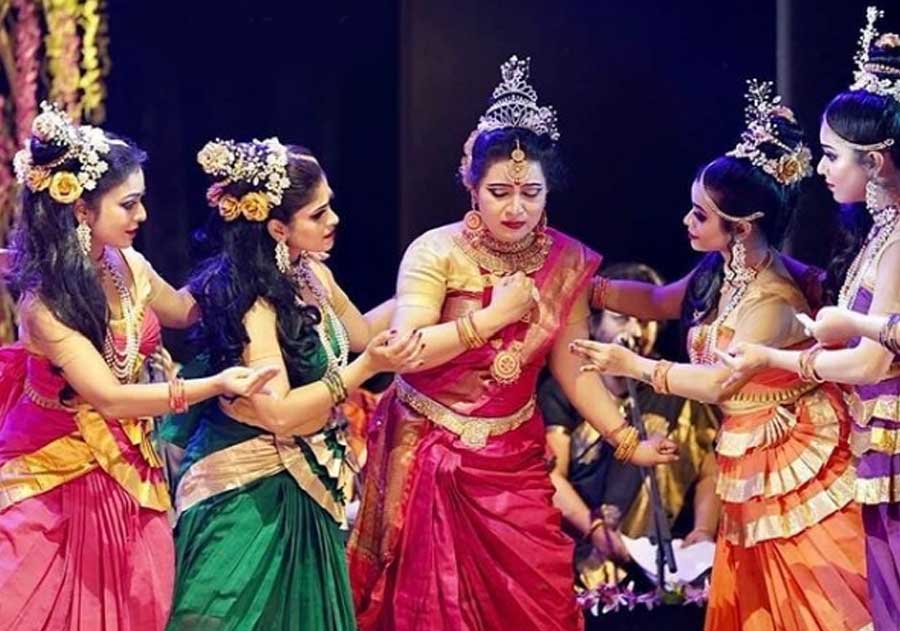 Dancer Dona Ganguly (third from left) uploaded this photograph on her Instagram handle on Thursday
