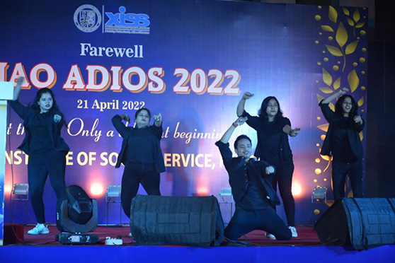 Students perform at the farewell ceremony.
