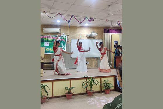 Students danced to Ami tomari matir kanya. Dance dramas were also staged. 