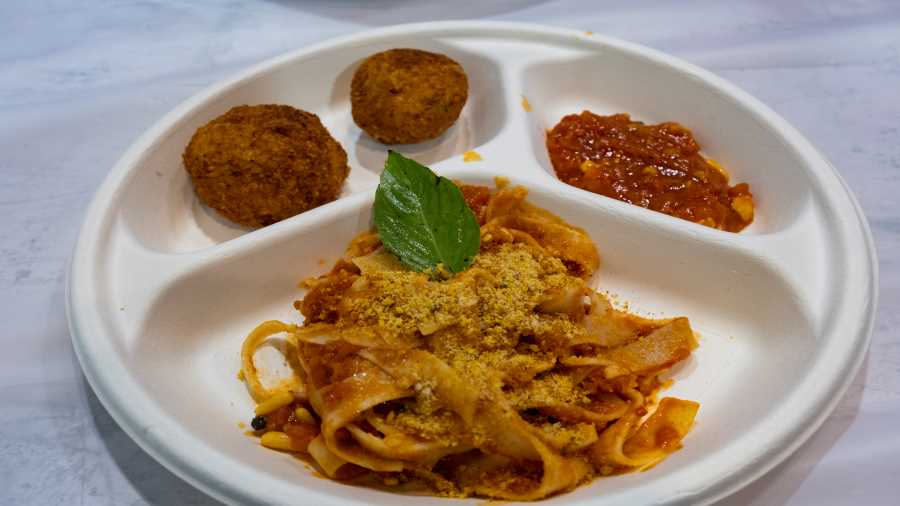 Kolkata has a number of Italian haunts serving Arrabbiata pasta but none are quite as exciting as chef Oliveri Vincenzo’s Pasta Rossa. He whips up fresh noodles, smothers them in a breathy tomato-based sauce and punctuates them with fresh herbs. The dish is served with Arancini, which are crispy fists of risotto, sinfully stuffed with chicken 