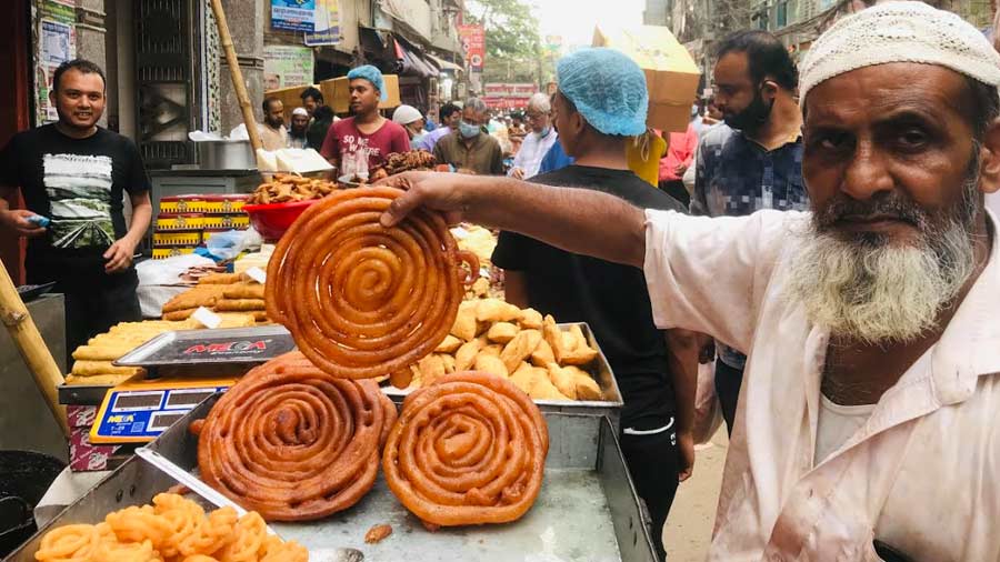 An Iftari food trail through Dhaka’s Chowkbazar