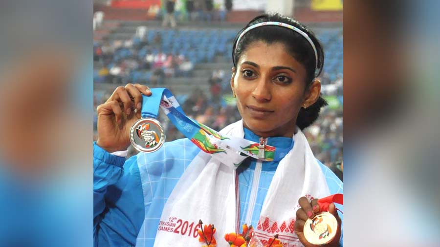 Hima regards senior sprinter Ashwini Akkunji as one of her role models