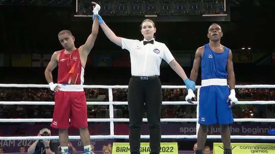 India's Amit Panghal enters quarterfinals in men's over 48kg-51kg Flyweight category in Boxing