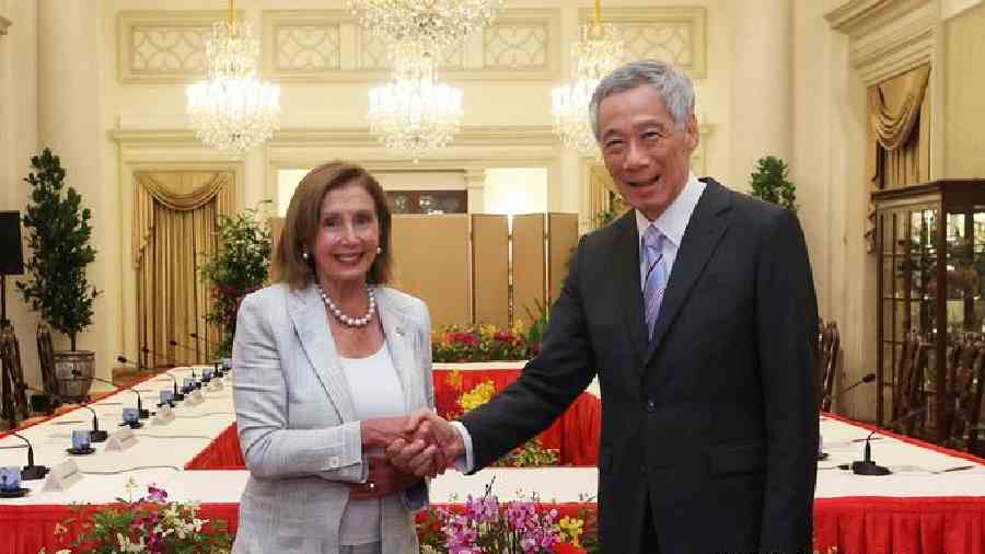 Pelosi met with Singapore Prime Minister Lee Hsien Loong at the Istana Presidential Palace