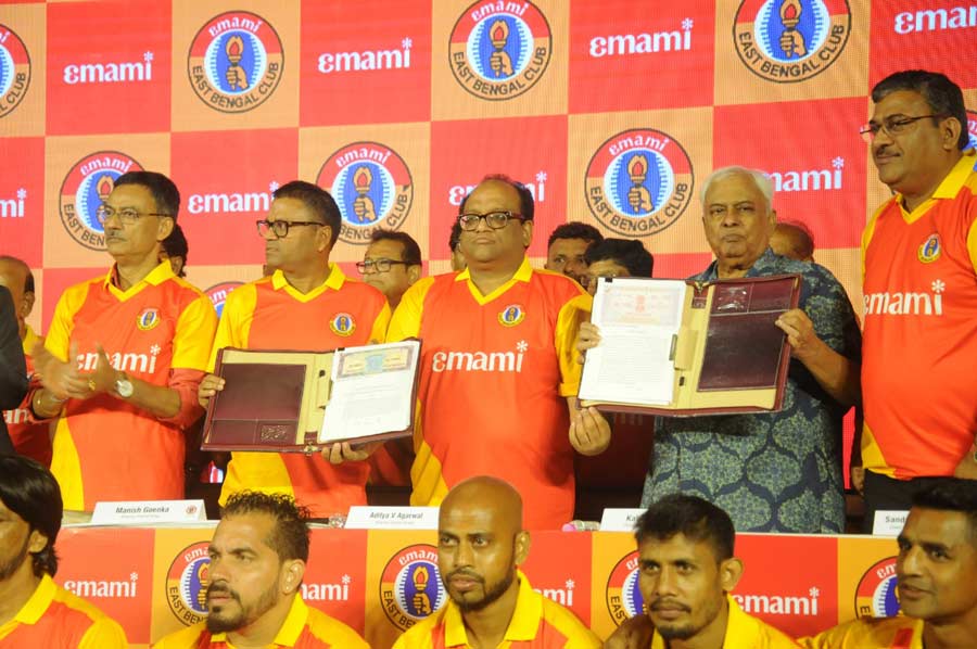 Emami Group, a Kolkata-based business conglomerate, signed an agreement with East Bengal Club as its newest investor on Tuesday. The joint venture company will be called Emami East Bengal FC Pvt Ltd