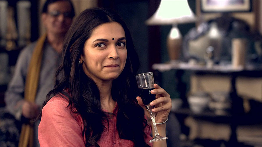 Piku - Bollywood Movies Image Gallery