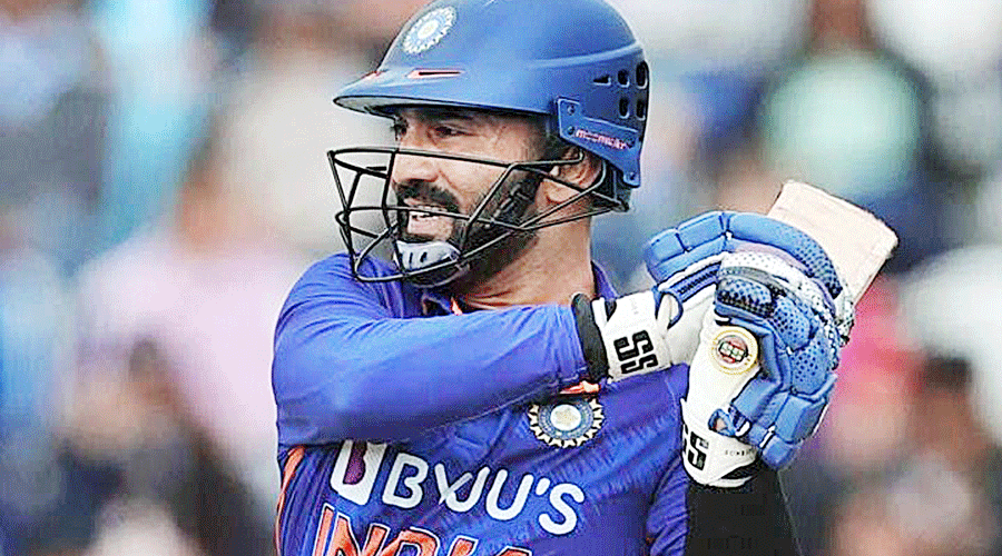 Dinesh Karthik.