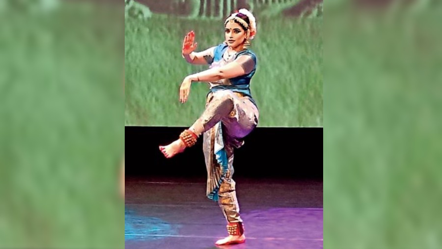 Sohini performs at the Byre Theatre