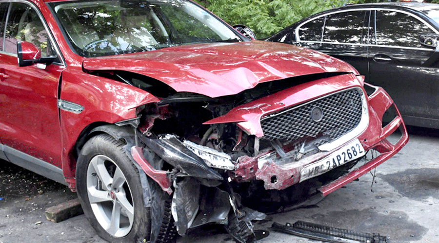 Student at wheel kills woman, hits two cars on Ballygunge Circular Road 