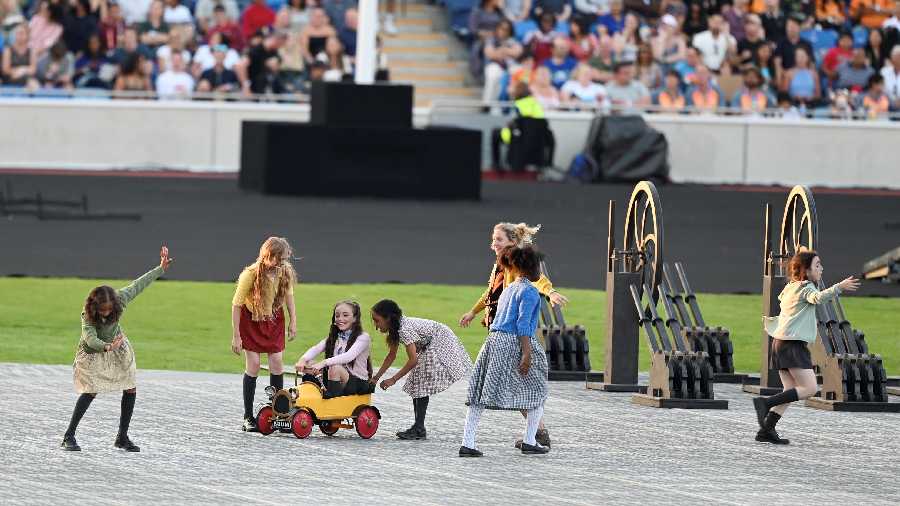 The closing ceremony witnessed heartfelt performance from young artists at Alexander Stadium in Birmingham, UK. 