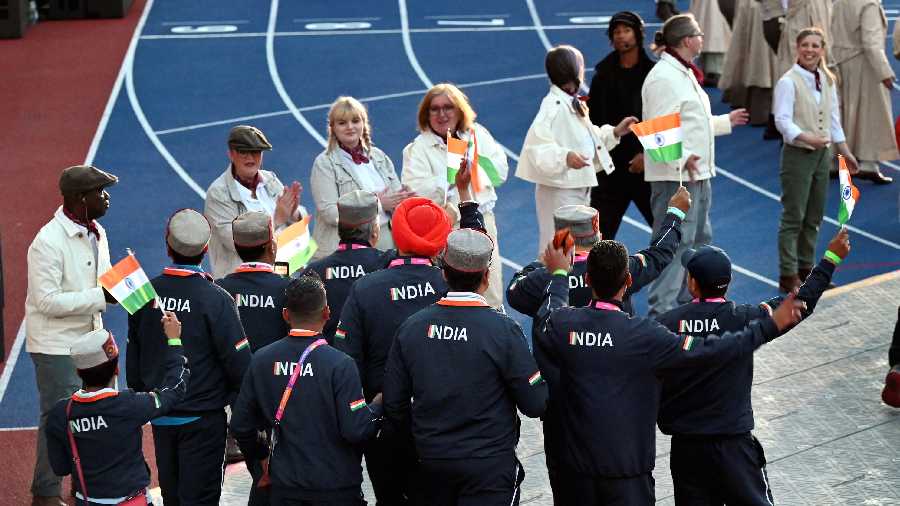  Indian athletes with coaches arrive during the closing ceremony of the Commonwealth Games 2022, at Alexander Stadium in Birmingham, UK