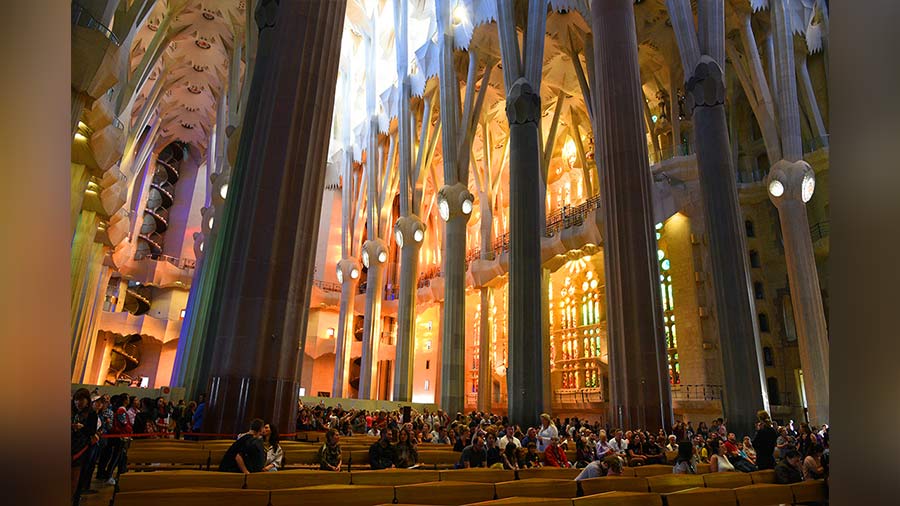 Inside La Sagrada Família