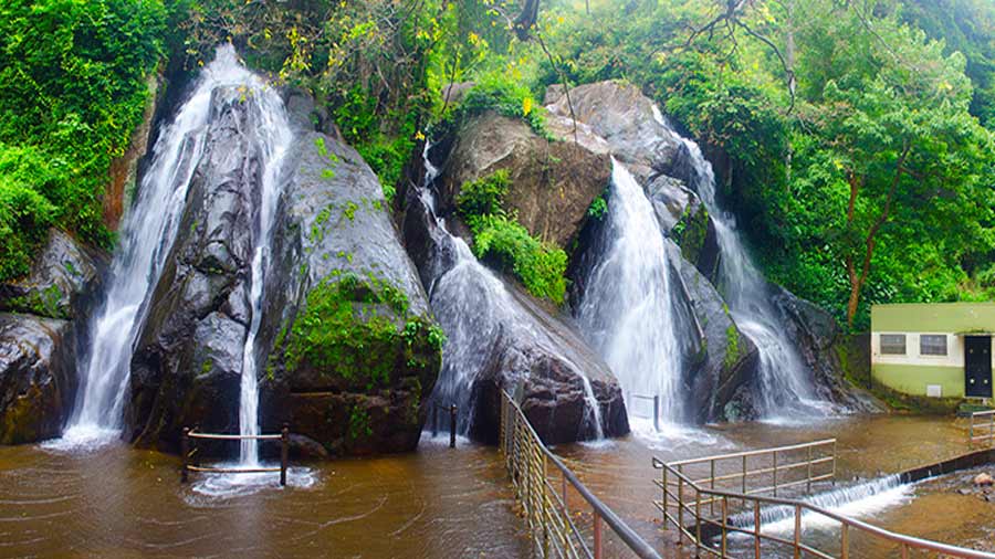 In the monsoon months, the waterfalls at Courtallam are a tourist hotspot