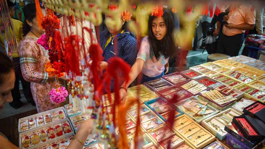 PM Narendra Modi | Raksha Bandhan celebrated with fervour across India ...