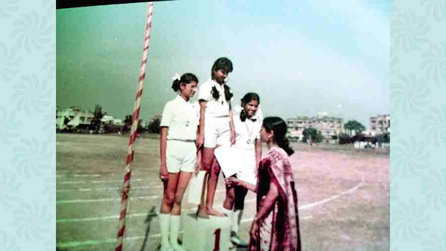 Salt Lake school’s sports day of 1990, at BA-CA ground. 