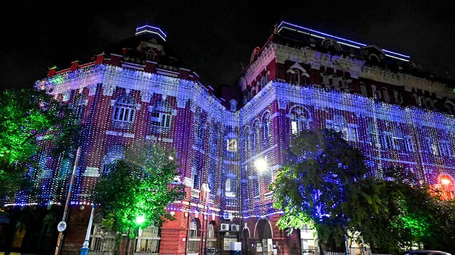 Writers’ Buildings wears a dazzling look with fairylights on the eve of Independence Day