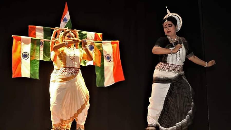 Dona Ganguly and her dance troupe (Diksha Manjari) perform ‘Har Ghar Tiranga’ at the ABC auditorium of the Indian Museum, Kolkata, on Sunday evening as part of 'Azadi ka Amrit Mahotsav'