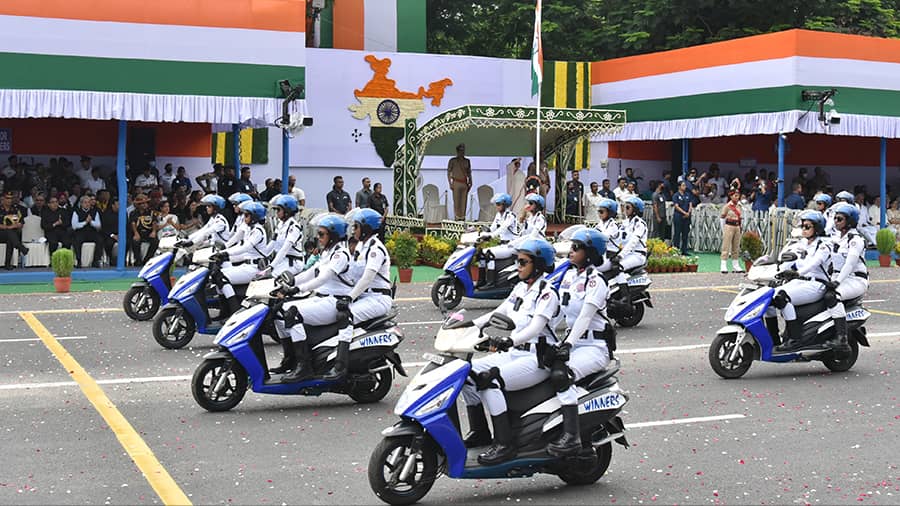 Winners, the all-women elite squad of Kolkata Police, participate in the parade.