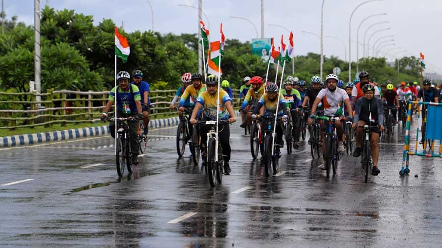 Heads turned as cyclists from CNG whizzed past, sporting the Indian Tricolour