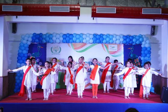 The Independence day programme at Ruby Park Public School included a patriotic dance and a soulful rendition of an opening song. The pre primary section of the school also beautifully involved themselves to celebrate the Independence of their nation with pride.