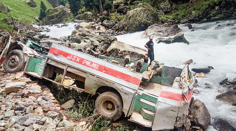 Bus skidded off a road and fell into the Lidder stream near Chandanwari in Anantnag district of Jammu & Kashmir on Tuesday.