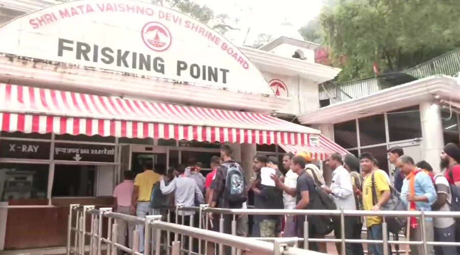 J&K: Mata Vaishno Devi yatra resumes after halt