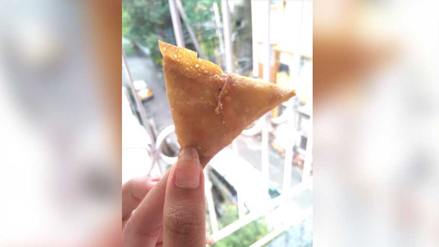 Sunday Classics: Have you tried Nahoum’s classic triangle samosas? 