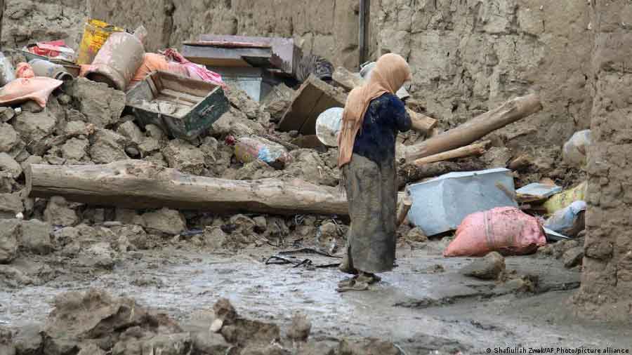 Pakistan flood kills 225