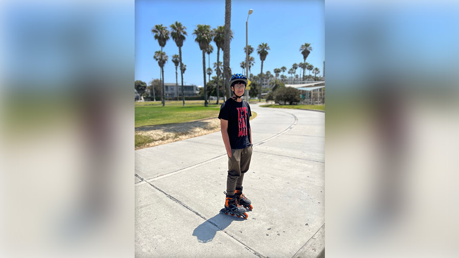 On skates at Santa Monica beach