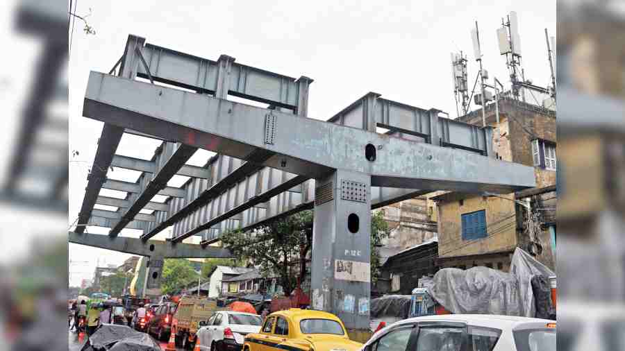 Portions of the Vivekananda Road flyover such as the one in the picture are being be pulled down.